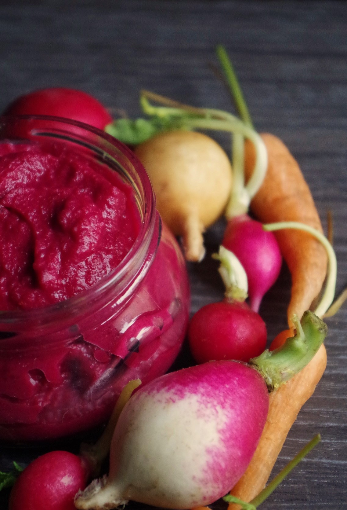 beetroot + cannellini bean dip